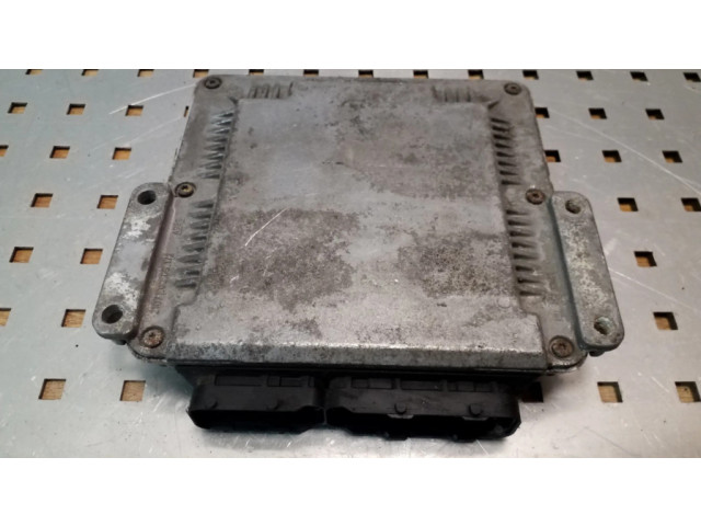 Řídící jednotka 0281010814, P04727664AE Chrysler Voyager 2003