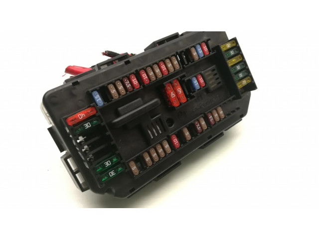   Pojistková skříňka 9337879, 12102014   BMW 1 F20 F21 2014