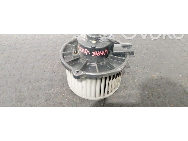 Вентилятор печки Toyota Yaris Verso