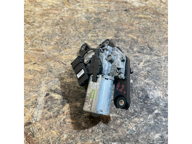 Моторчик заднего дворника A2129064402, W000058039    Mercedes-Benz E W212