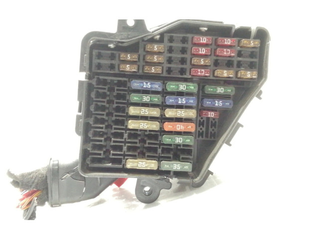 Pojistková skříňka Řídící jednotka BSM 8D1941824 Audi A6 S6 C6 4F 2005