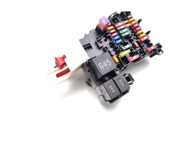 Блок предохранителей 5Q0937615C Audi A3 S3 8V