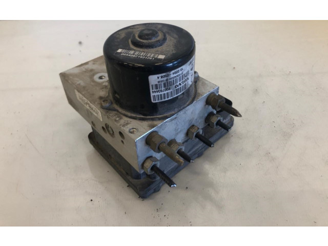 Блок АБС 30793489, P30793444   Volvo  XC90  2003 - 2006 года