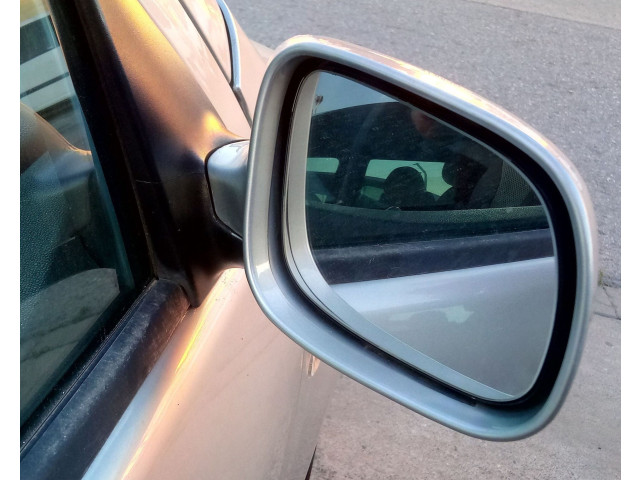 Зеркало электрическое Skoda Fabia Mk1 (6Y) 1999 - 2007 года