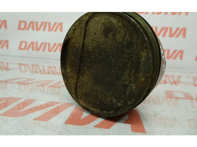 Píst    Audi A8 S8 D3 4E    BFM 