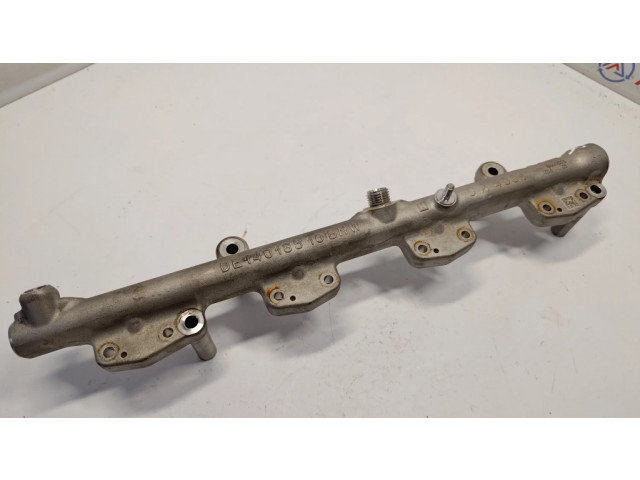 Трубка (трубки) для подачи топлива в жиклеры