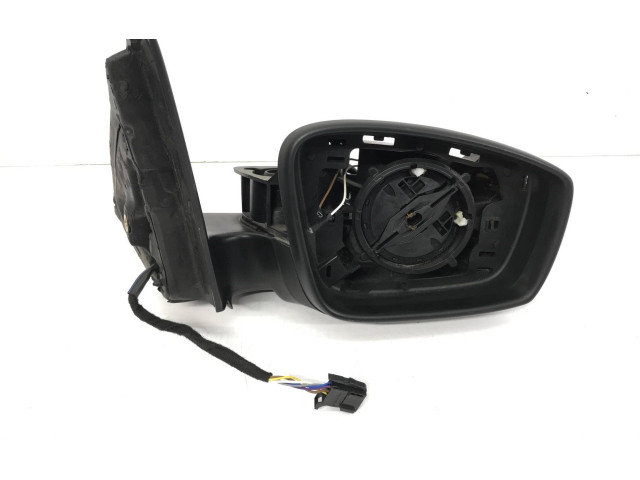 Зеркало электрическое Skoda Fabia Mk3 (NJ) 2015 - 2021 года