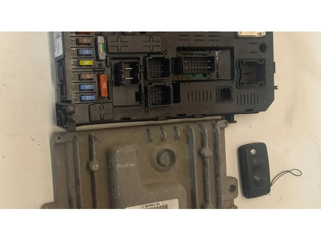 Комплект блоков управления 9666912580, 28456879   Citroen Jumpy