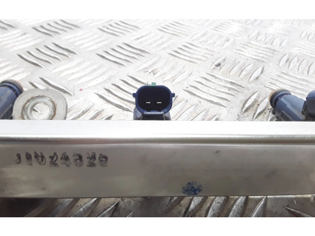 Форсунка 353102B000, 2E240597A    KIA Ceed   