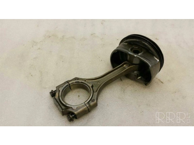 Поршень с шатуном A1560300917 Mercedes-Benz S AMG W221 для бензинового двигателя 6.2