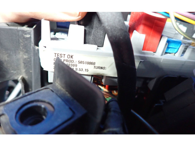 Pojistková skříňka 50518868 Alfa Romeo Giulietta 2012