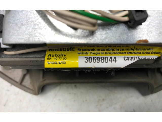 Подушка безопасности водителя 30698044, 601407700   Volvo V70