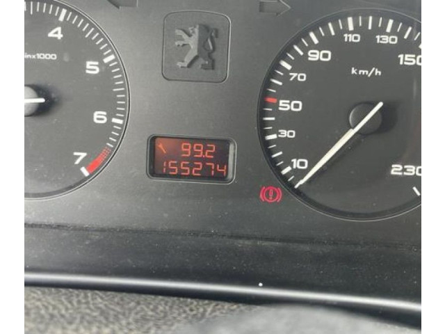 Генератор    Peugeot 406      