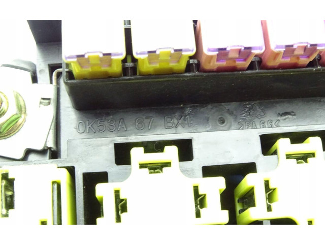 Pojistková skříňka 0K53A67BX1 KIA Optima 2003