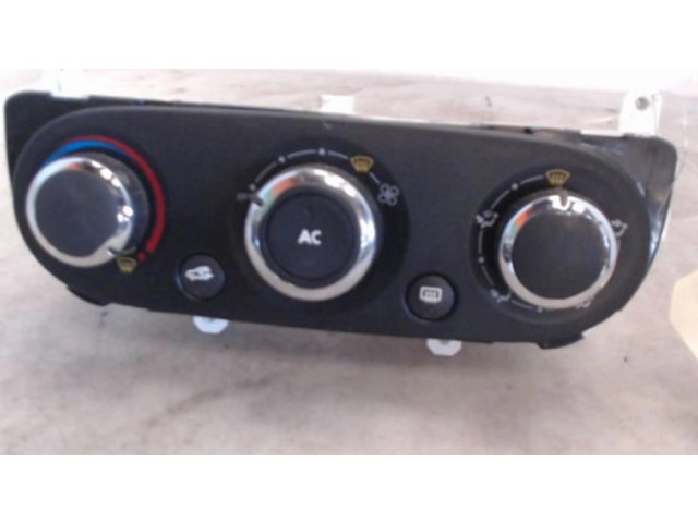 Блок управления климат-контролем 275704632R   Renault Clio IV