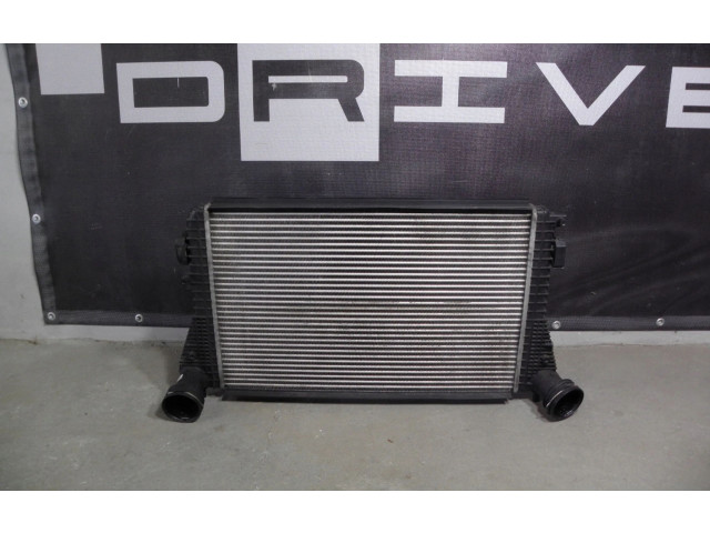 Интеркулер 1K0145803E Skoda Octavia Mk2 (1Z)