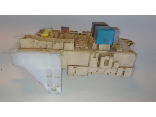 Блок предохранителей 892210F010   Toyota RAV 4 (XA30)    