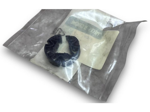 Блок управления двигателем Блок управления 7704002218 Renault Twingo II