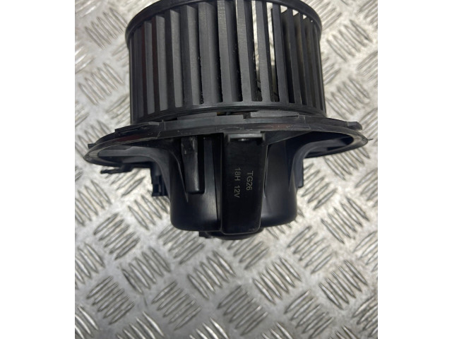 Вентилятор печки 18H12V, TG26 Volkswagen Caddy