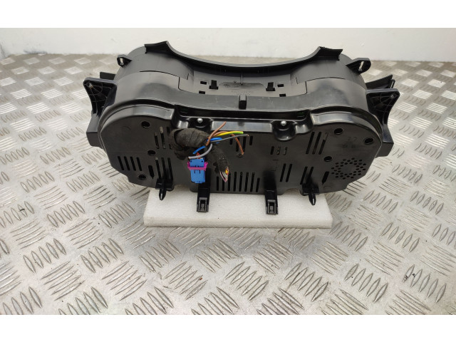 Панель приборов 3T1920841E   Skoda Superb B6 (3T)       