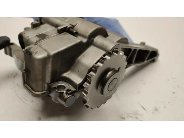 Масляный насос OM 642.920 A6421810801 Mercedes-Benz CLS C219 3.0