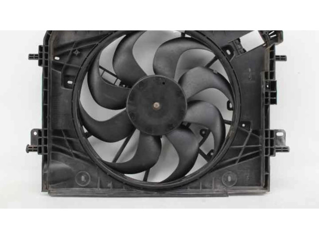 Вентилятор радиатора     214818009R, 214818009R    Renault Clio IV 