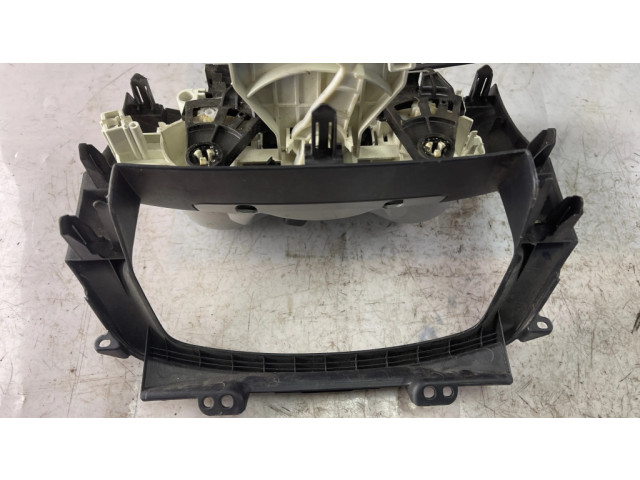 Блок управления климат-контролем Daihatsu Sirion