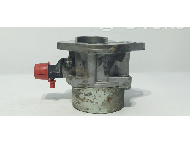 Вакуумный насос       Renault Clio III  2005 - 2012 года   