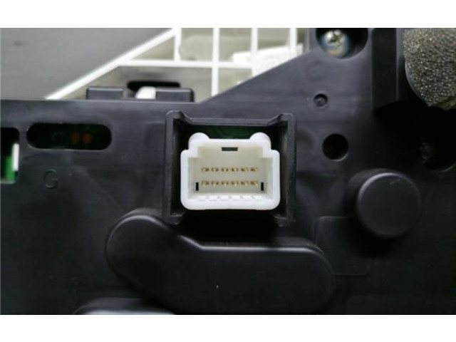 Přístrojová deska Nissan Pulsar 2015 3ZL0B97F0, 3ZL0B97F0