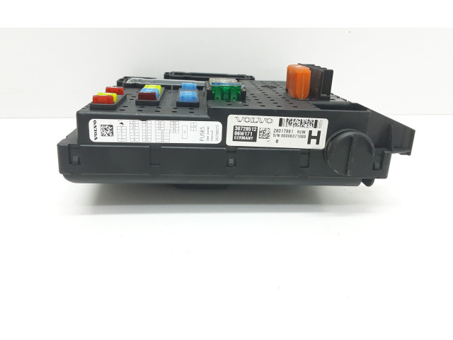 Блок предохранителей 30728512 Volvo XC90