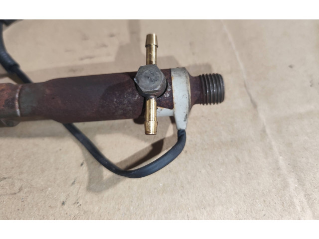 Форсунка 028130202q    Audi A3 S3 8L   