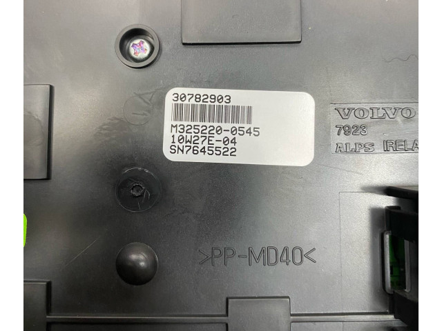 Блок управления климат-контролем 30782903, 10W27E04   Volvo XC70