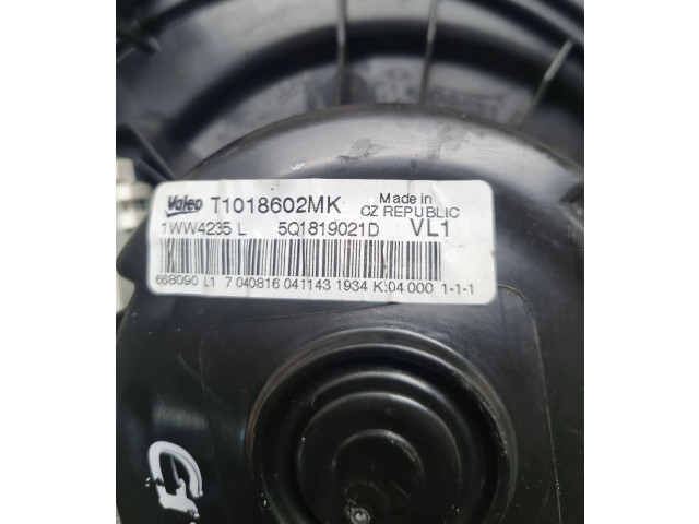 Вентилятор печки 5Q1819021D, T1018602MK Volkswagen Golf VII