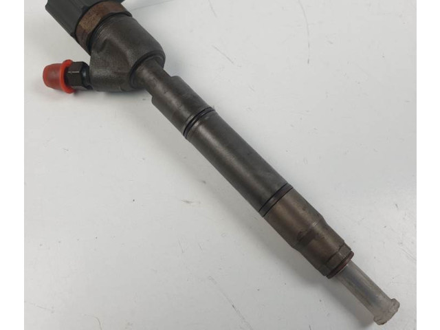 Vstřikovač 338002A400 Hyundai i30 D4FB