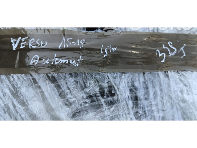 Руль Toyota Corolla Verso AR10 2004 - 2009 года