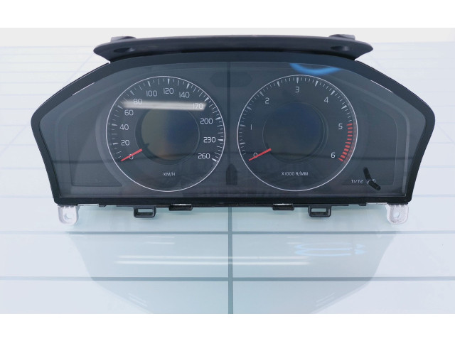 Панель приборов 69199660U, 36000411   Volvo V70       