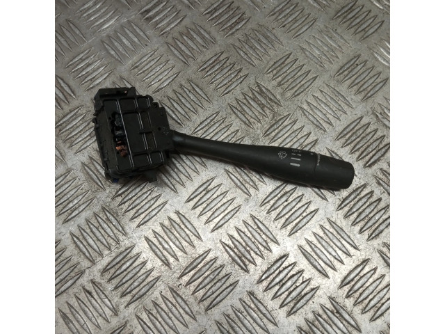 Ручка стеклоочистителей    Nissan Maxima