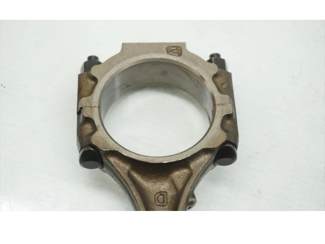 Поршень с шатуном Mitsubishi Galant