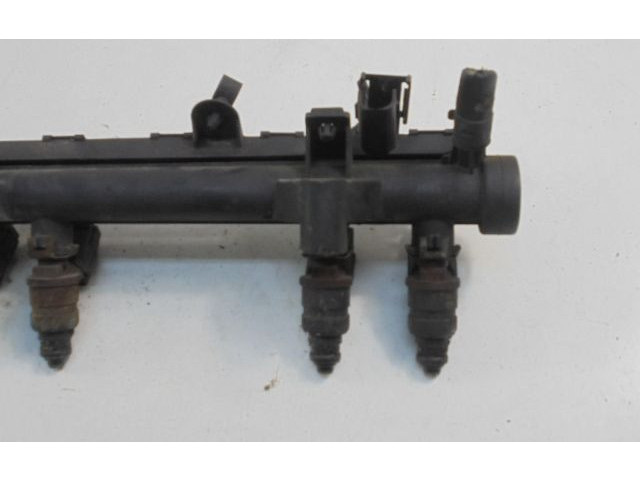 Топливная рампа 047133319, 047133319 Skoda Fabia Mk1 (6Y)