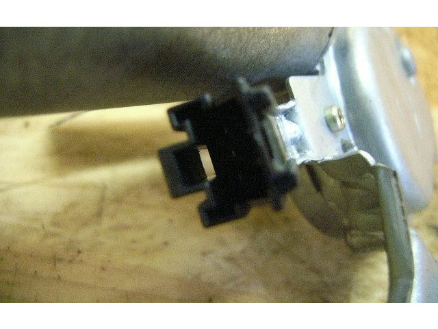 Моторчик заднего дворника 0390206514 Mitsubishi Carisma