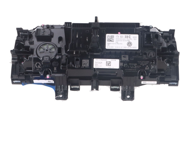 Přístrojová deska  Volkswagen T-Roc 2023 17A920320C  