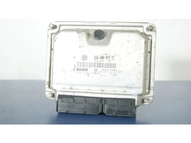 Блок управления двигателем ECU