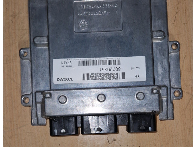 Блок управления двигателя 30729351   Volvo V70