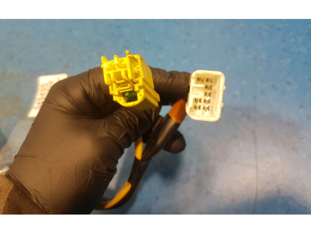 Подрулевой шлейф SRS Subaru Forester SG