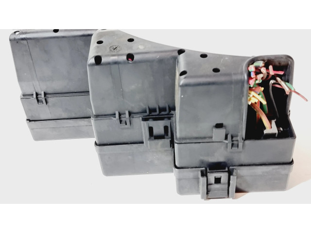 Блок предохранителей 2R8T14A003EC, 2R8T14A003 Jaguar S-Type