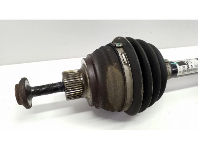 Передняя полуось