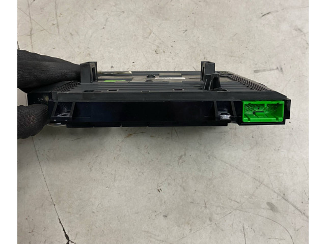 Блок управления климат-контролем 30782903, 10W27E04   Volvo XC70