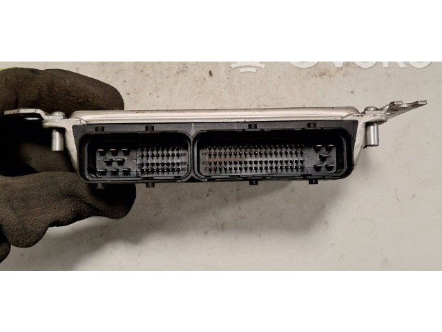 Блок управления двигателя 0281011579, 391004A810   KIA Sorento