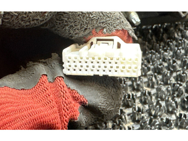 Зеркало электрическое Infiniti Q70 Y51 2013 - 2019 года