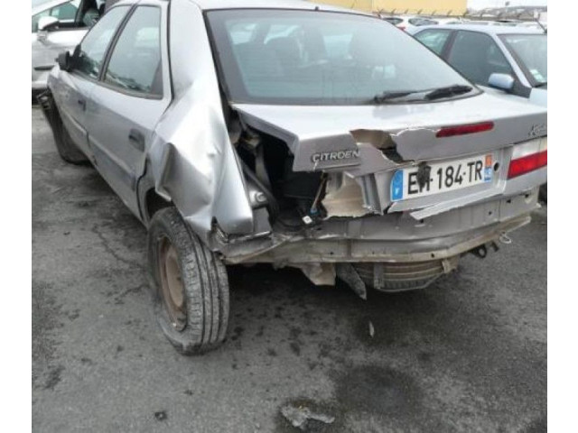 Моторчик заднего дворника Citroen Xantia